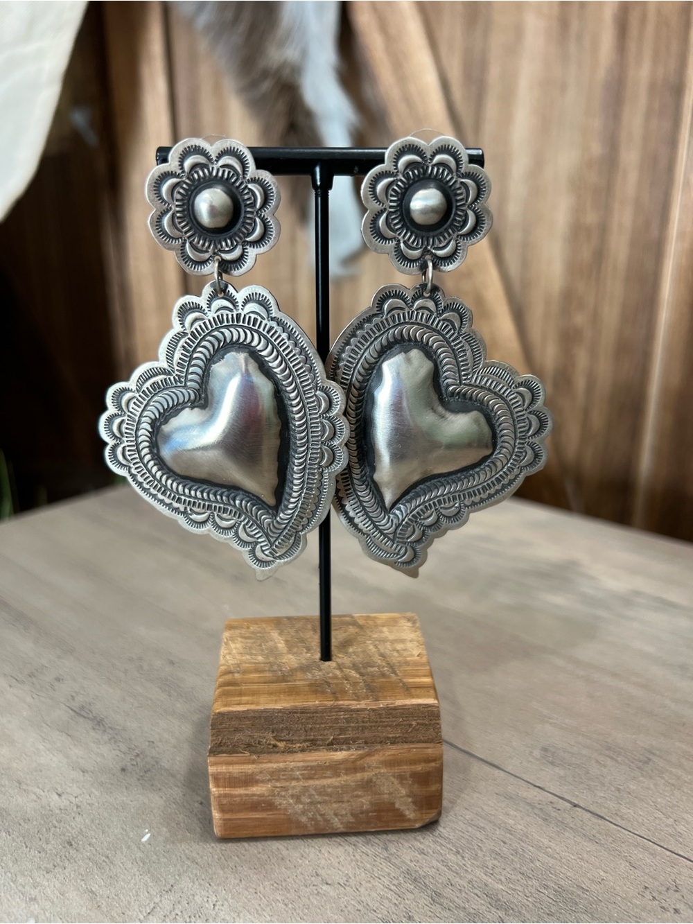 Leander Tahe Heart Dangle Earrings